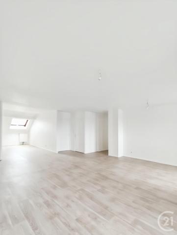 Appartement F6 à vendre  6 pièces - 123,69 m2 VALDOIE - 90