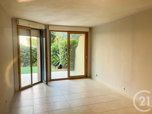 Appartement T2 à vendre  2 pièces - 44,09 m2 CAVALAIRE SUR MER - 83