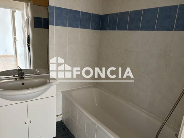 Location Appartement 2 pièces 48.03 m² - 7 AVENUE DES VALLEES Thonon Les Bains 74200