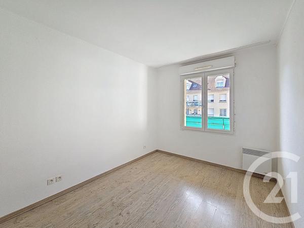 Appartement F3 à vendre  3 pièces - 75,17 m2 LIEUSAINT - 77