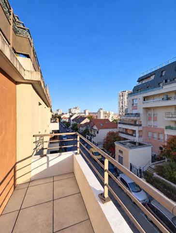 Lumineux 3 pièces avec balcon et parking