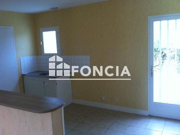 Location Maison 3 pièces 61.5 m² - 38 RUE DES MAUGES Saint Laurent De La Plaine 49290