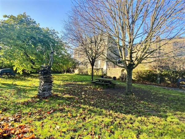 MAISON DE MAITRE A RENOVER