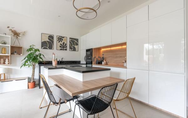 Maison à vendre    4 pièces • 112 m2 Champigny-sur-Marne