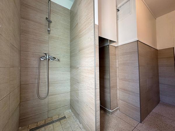  Marseille 13013 Appartement type 4 traversant avec deux balcons