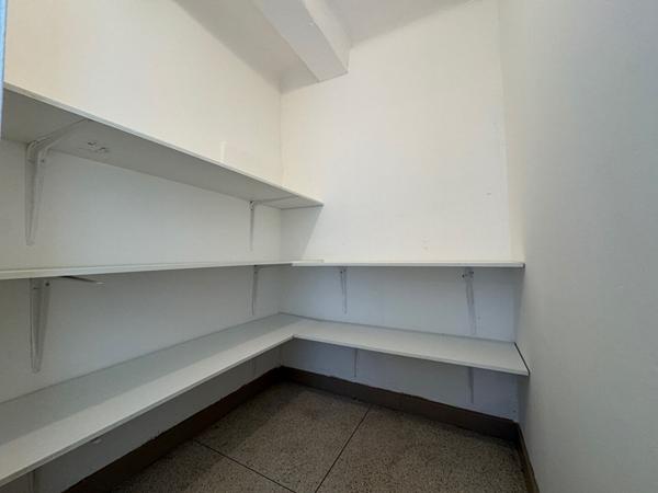  Marseille 13013 Appartement type 4 traversant avec deux balcons