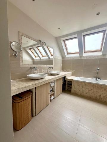 Maison de 200 m²