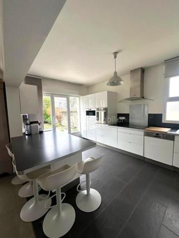 Maison de 200 m²