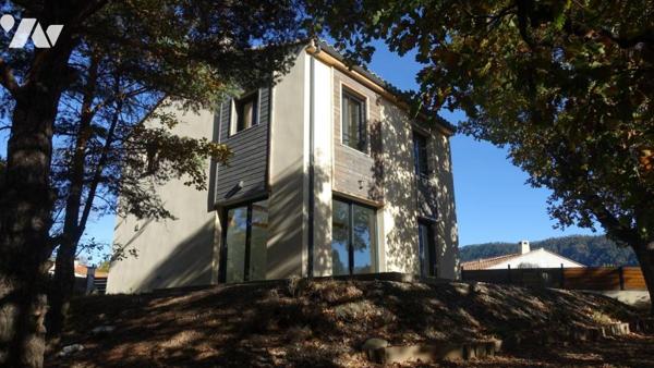 Maison recente ossature bois 