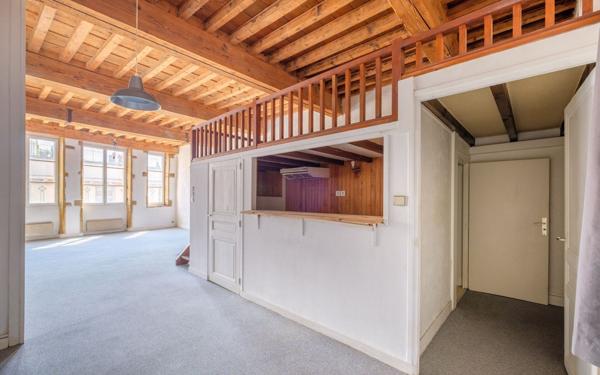 Appartement à vendre    2 pièces • 71,87 m2 Lyon 5