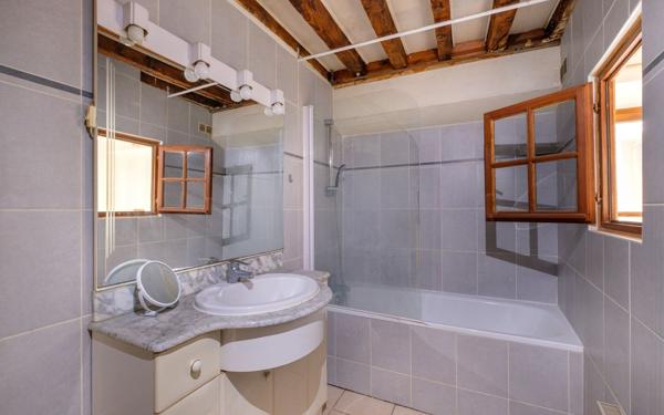 Appartement à vendre    2 pièces • 71,87 m2 Lyon 5