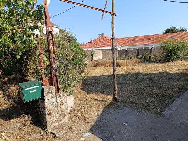 Terrain à bâtir 309 m² centre bourg