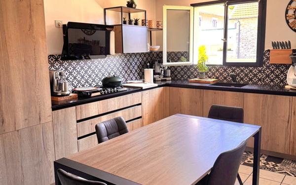 Maison à vendre    6 pièces •  Muizon