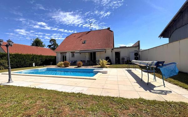 Maison à vendre    6 pièces •  Muizon