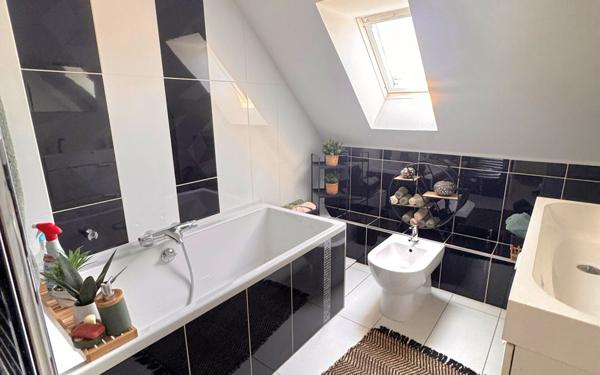 Maison à vendre    6 pièces •  Muizon