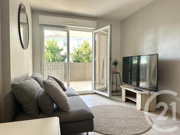 Appartement F2 à vendre  2 pièces - 35 m 2   ST CYR SUR MER  - 83