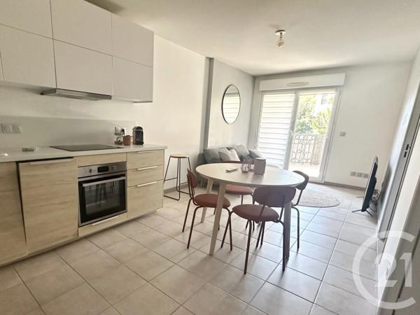 Appartement F2 à vendre  2 pièces - 35 m 2   ST CYR SUR MER  - 83