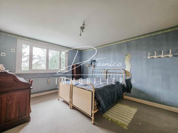 Maison individuelle de prestige 337 m² avec parc arboré de 3800 m² à Avesnes-les-Aubert
