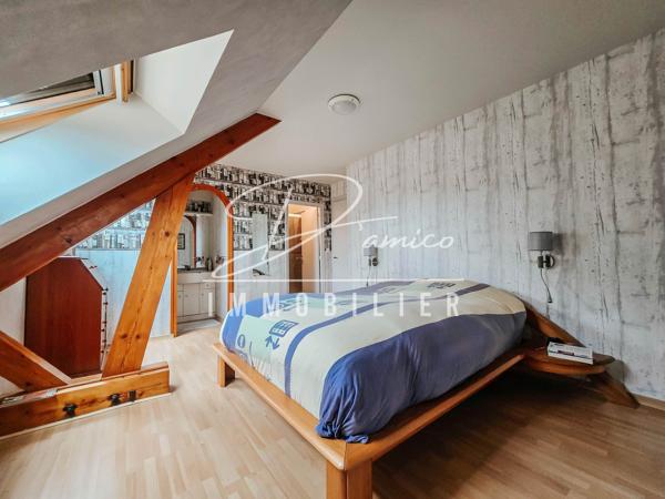 Maison individuelle de prestige 337 m² avec parc arboré de 3800 m² à Avesnes-les-Aubert