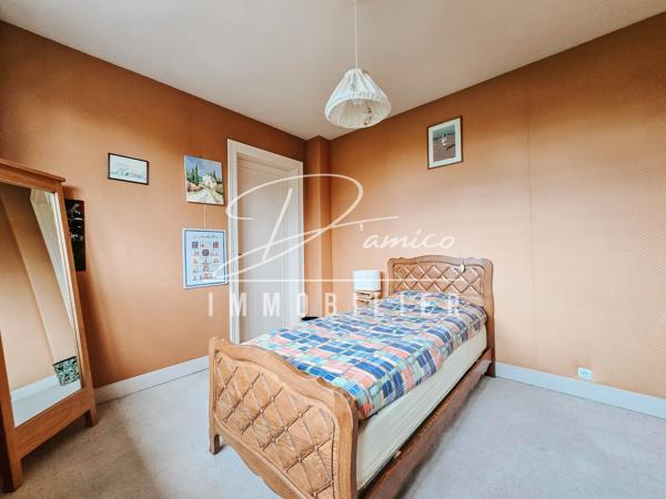 Maison individuelle de prestige 337 m² avec parc arboré de 3800 m² à Avesnes-les-Aubert