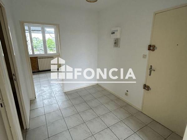 Location Appartement 3 pièces 65.9 m² - RUE PASTEUR-J.MOULIN-MOZART Bourg-les-valence 26500