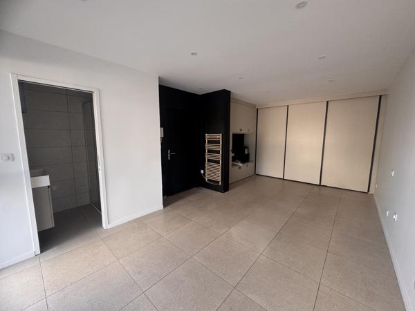 Arcachon centre, Plage à 50m ! T4 rénové de 134 m2 avec patio !