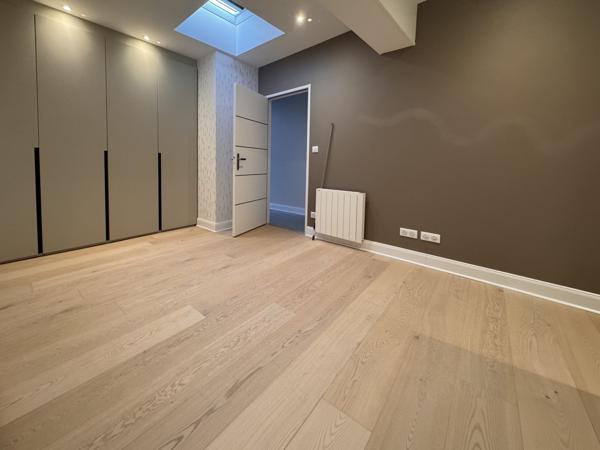 Arcachon centre, Plage à 50m ! T4 rénové de 134 m2 avec patio !