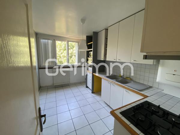 Location Appartement 4 pièces SAINT-MARTIN-D'HERES (38400) - 2 rue commandant Komarov - 79.5m² 951.71 €/mois - Gerimm