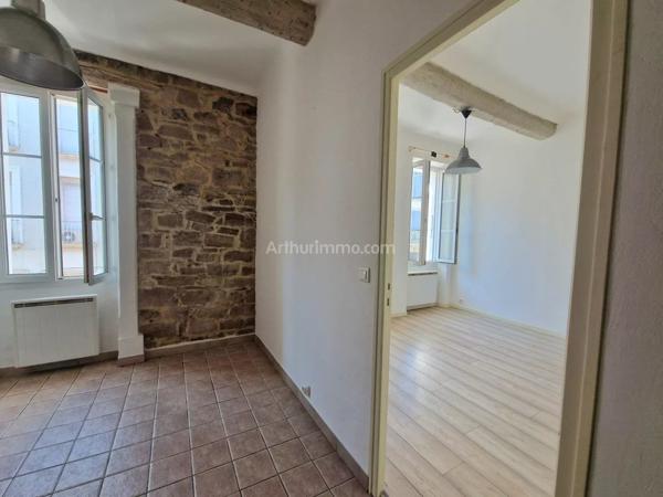 Vente                                                      Appartement
                        
                     2 pièces                      31 m2                     à Le Muy