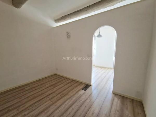 Vente                                                      Appartement
                        
                     2 pièces                      31 m2                     à Le Muy