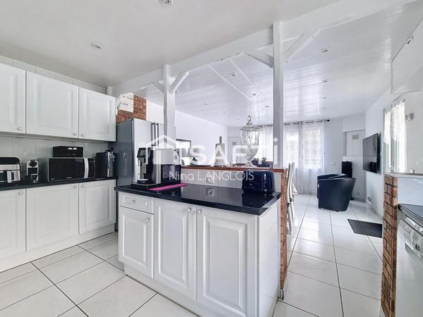 Proximité gare, commerces, écoles et autoroutes