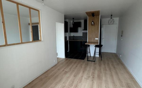 Appartement à vendre    2 pièces • 31,79 m2 Joinville-le-Pont