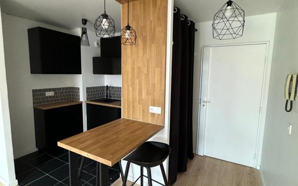 Appartement à vendre    2 pièces • 31,79 m2 Joinville-le-Pont