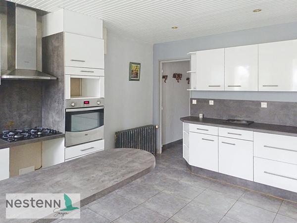 A vendre,charentaise, à Saujon,130m², 4 chambres, garage, 314 m² de terrain