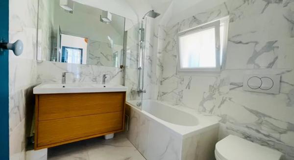 MAISON DE CHARME - Piscine & Jardin - 173 m2 Surface utile - Champignol