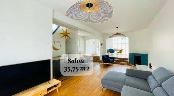 MAISON DE CHARME - Piscine & Jardin - 173 m2 Surface utile - Champignol