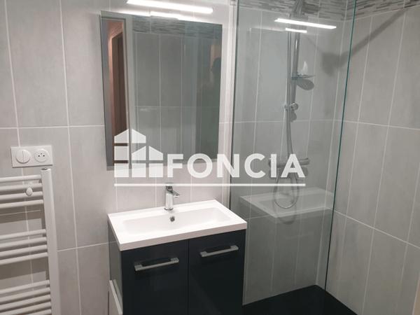 Location Studio 21 m² - 26 RUE WALDECK ROUSSEAU Bergerac 24100