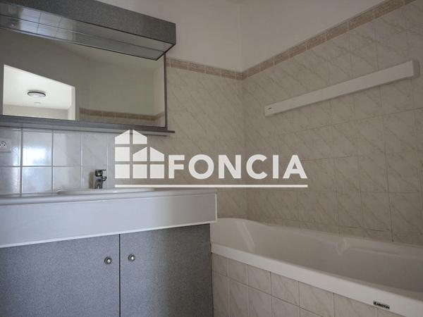 Location Appartement meublé 2 pièces 47 m² - 59 RUE DES ALPINS Annecy 74000