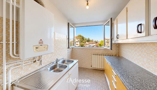 Appartement T4 traversant - Vue plongeante sur la baie et la Rhune
