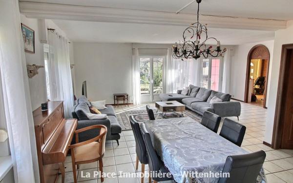 Maison à vendre    6 pièces • 216,59 m2 Wittenheim