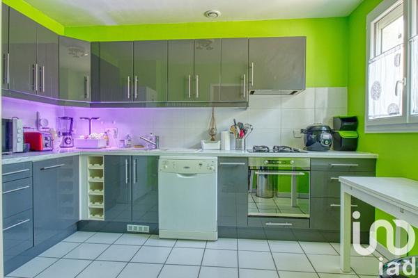 Maison 6 pièces de 91 m² à Domont (95330)