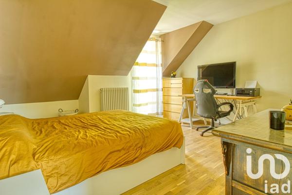 Maison 6 pièces de 91 m² à Domont (95330)