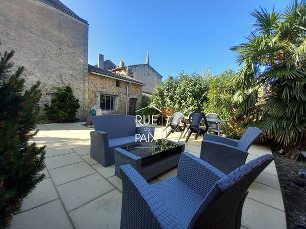 79600 ST LOUP LAMAIRE Maison de caractère Saint-Loup-Lamairé 108 m²