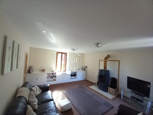 79600 ST LOUP LAMAIRE Maison de caractère Saint-Loup-Lamairé 108 m²