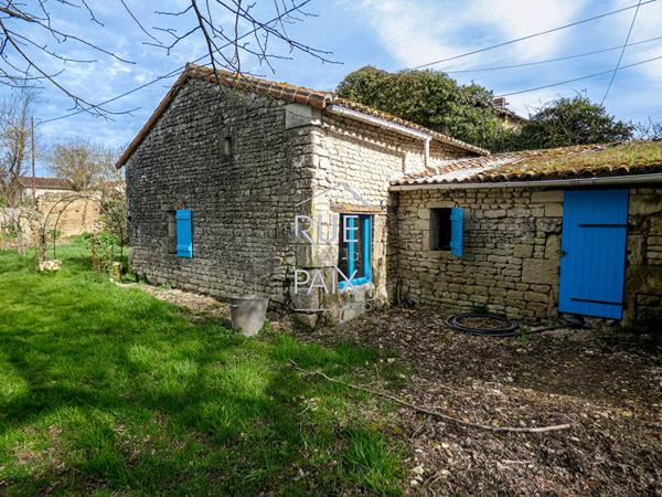 86420 BERTHEGON Maison Berthegon -120 m2