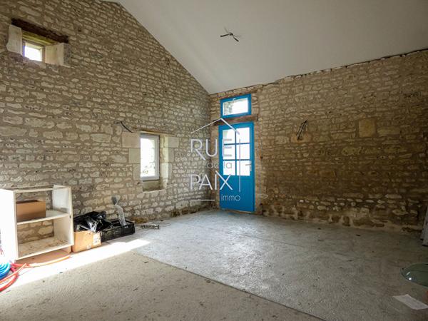 86420 BERTHEGON Maison Berthegon -120 m2