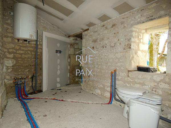 86420 BERTHEGON Maison Berthegon -120 m2