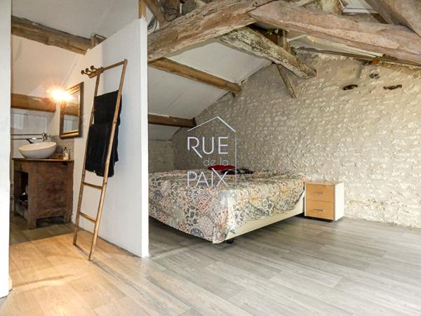 86420 BERTHEGON Maison Berthegon -120 m2