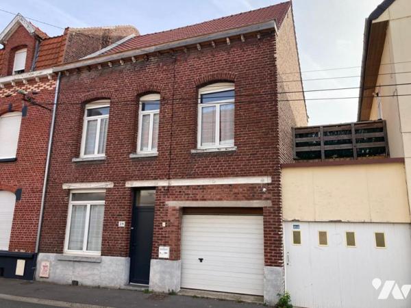 MAISON EN BRIQUES 6 CHAMBRES À VENDRE À LA BASSÉE