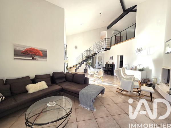 Maison à vendre 6 pièces 176 m² Saint-Loup-Cammas